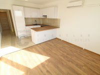 Eladó panellakás, Szegeden 59.9 M Ft, 4 szobás