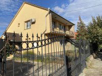 Eladó családi ház