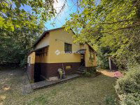 Eladó családi ház, Pócsmegyeren 29.9 M Ft, 2 szobás