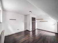 Eladó családi ház, Budaörsön 235 M Ft, 4 szobás