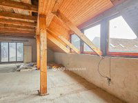 Eladó családi ház, Székesfehérvárott 140 M Ft, 7 szobás