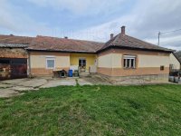 Eladó családi ház, Sántoson 32 M Ft, 3 szobás