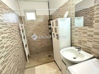 Eladó családi ház, Monoron 74.5 M Ft, 3 szobás