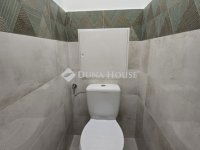 Eladó panellakás, Pécsett 48.9 M Ft, 3 szobás