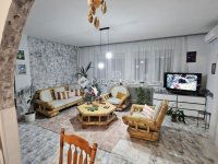 Eladó családi ház, Székesfehérvárott 135 M Ft, 5 szobás