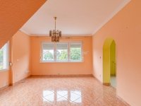 Eladó családi ház, Vecsésen 139.99 M Ft, 5 szobás