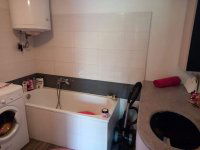 Eladó családi ház, Pécsett 16 M Ft, 1 szobás