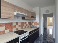 Eladó panellakás, Ajkán 41.59 M Ft, 2 szobás