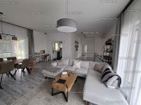 Eladó családi ház, Pomázon 270 M Ft, 5 szobás