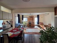 Eladó családi ház, Leányfaluban 159.9 M Ft, 3 szobás