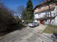 Eladó téglalakás, II. kerületben 162.2 M Ft, 4 szobás