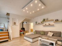 Eladó családi ház, Érden 109.9 M Ft, 4 szobás