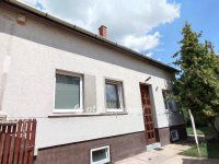 Eladó családi ház, Jászberényben 62 M Ft, 3+7 szobás