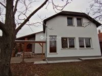 Eladó családi ház, Maglódon 109.9 M Ft, 3+2 szobás