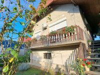 Eladó családi ház, Mendén 65.9 M Ft, 2 szobás