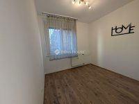 Eladó panellakás, III. kerületben 65 M Ft, 3 szobás