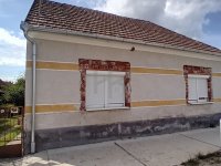 Eladó családi ház, Ladon 24.9 M Ft, 2+1 szobás