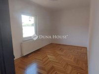 Eladó családi ház, Makón 79.99 M Ft, 4 szobás