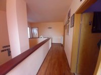 Eladó családi ház, Vecsésen 160 M Ft, 6 szobás