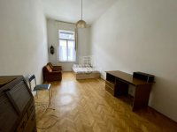 Kiadó téglalakás, albérlet