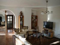 Eladó családi ház, III. kerületben 169 M Ft, 7 szobás