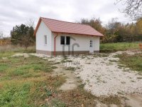 Eladó családi ház, Tatán 15.99 M Ft, 1 szobás
