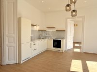 Eladó téglalakás, VIII. kerületben 119.9 M Ft, 3 szobás