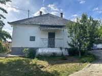 Eladó családi ház, Nyírlugoson 18 M Ft, 3+1 szobás