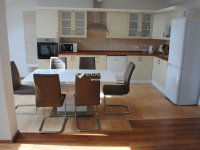 Eladó téglalakás, Veresegyházon 89.9 M Ft, 4 szobás