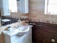 Eladó családi ház, Szigetszentmiklóson 510 M Ft, 6 szobás