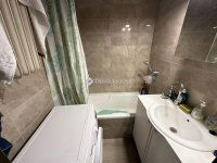 Eladó panellakás, Pécsett 54.9 M Ft, 3 szobás