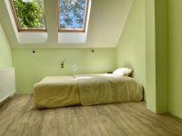 Eladó téglalakás, Gyálon 99.9 M Ft, 5 szobás