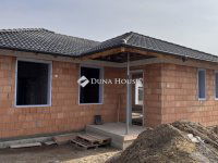 Eladó ikerház, Taksonyon 103.5 M Ft, 4 szobás