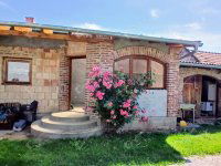 Eladó családi ház, Nován 29.5 M Ft, 2 szobás