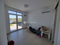 Eladó családi ház, Szigetbecsén 199.9 M Ft, 4 szobás