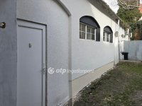 Eladó téglalakás, Pápán 20.9 M Ft, 2+1 szobás