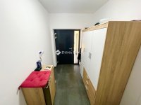 Eladó családi ház, Kőszárhegyen 132.99 M Ft, 5 szobás