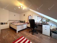 Eladó téglalakás, Sopronban 69.9 M Ft, 4 szobás