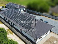 Eladó családi ház, Pápán 180 M Ft, 7 szobás