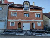 Eladó családi ház, Kaposváron 64.9 M Ft, 7 szobás