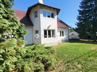 Eladó családi ház, Szentendrén 155 M Ft, 5 szobás