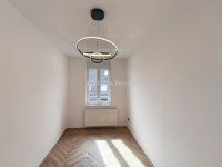 Eladó téglalakás, Pécsett 99 M Ft, 4 szobás