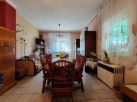 Eladó családi ház, Zsombón 55 M Ft, 3 szobás