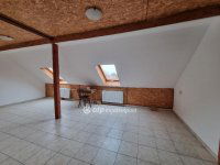 Eladó családi ház, Iszkázon 38.8 M Ft, 5+1 szobás