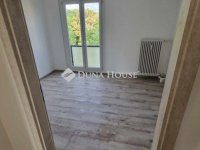 Eladó panellakás, Pécsett 57.9 M Ft, 2 szobás