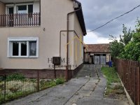Eladó ikerház, Debrecenben 79.9 M Ft, 5 szobás