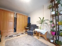 Eladó családi ház, Egerben 81.9 M Ft, 6 szobás