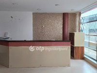 Kiadó iroda, Debrecenben 2000 E Ft / hó, 13 szobás