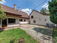 Eladó családi ház