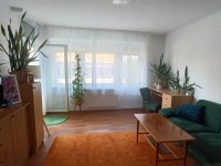 Kiadó téglalakás, albérlet, Pápán 130 E Ft / hó